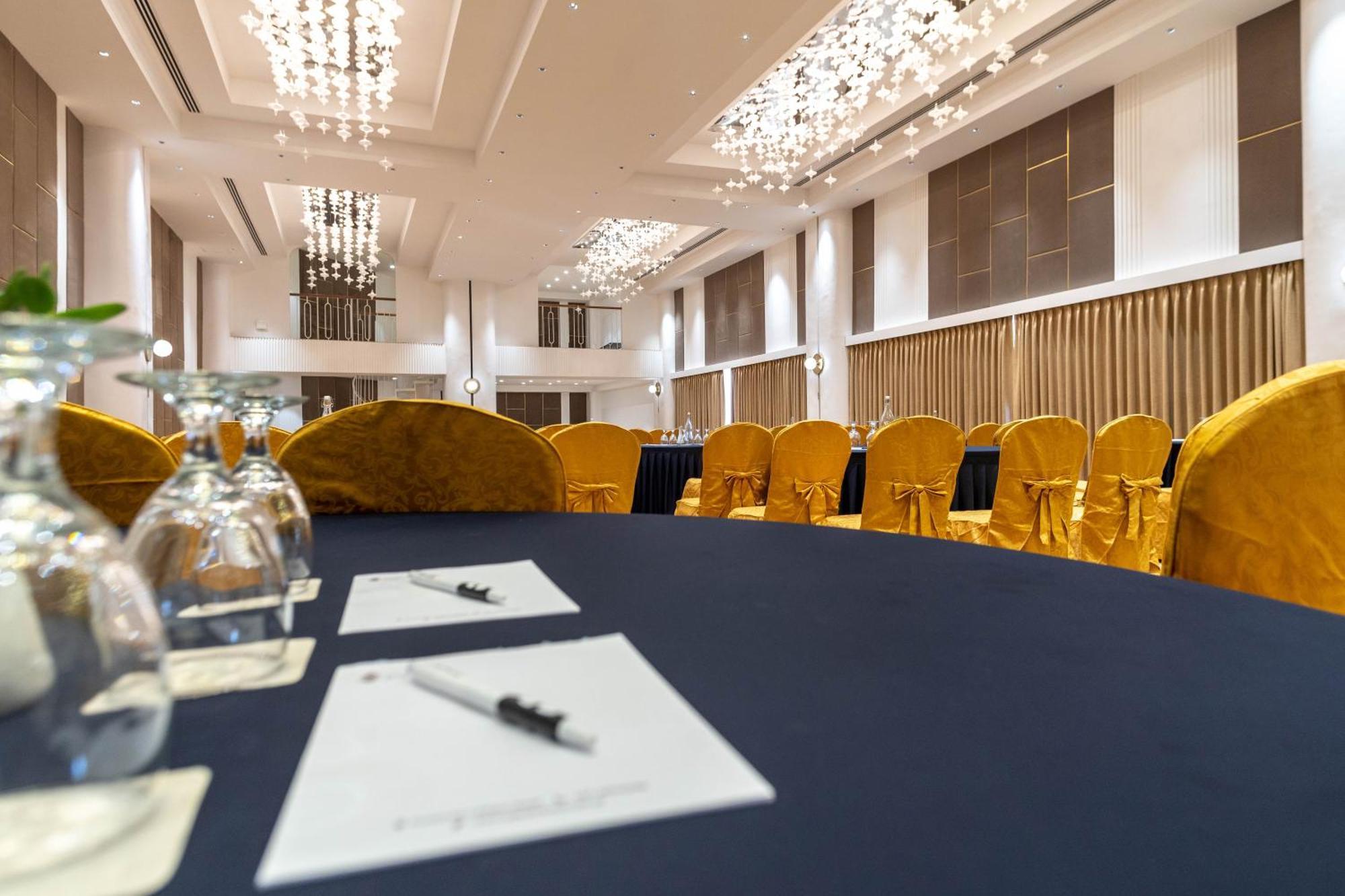 Square Hotel Катманду Экстерьер фото