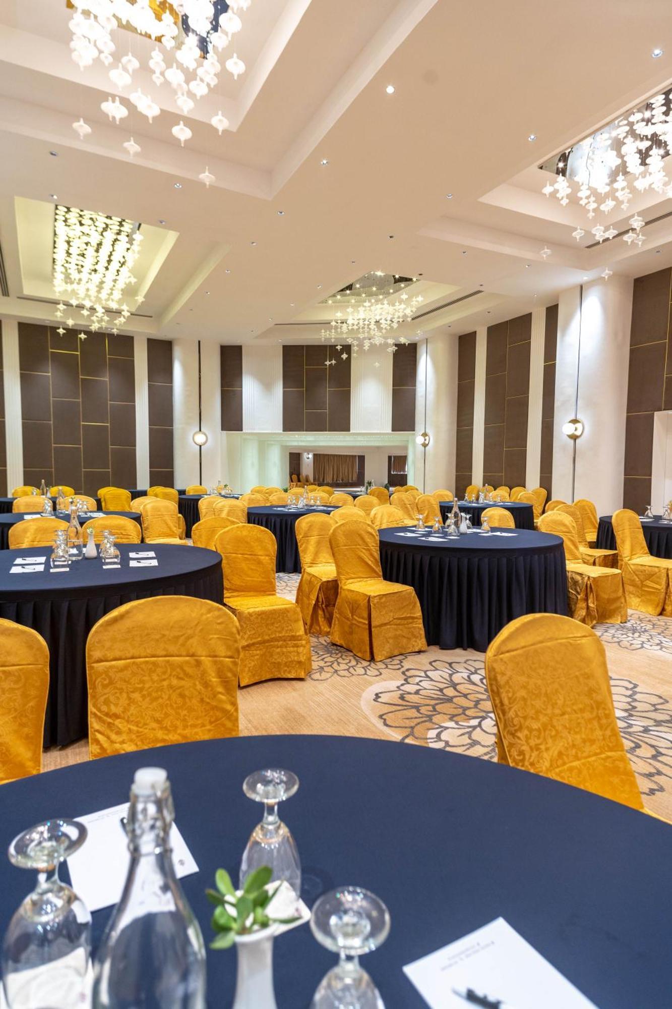 Square Hotel Катманду Экстерьер фото